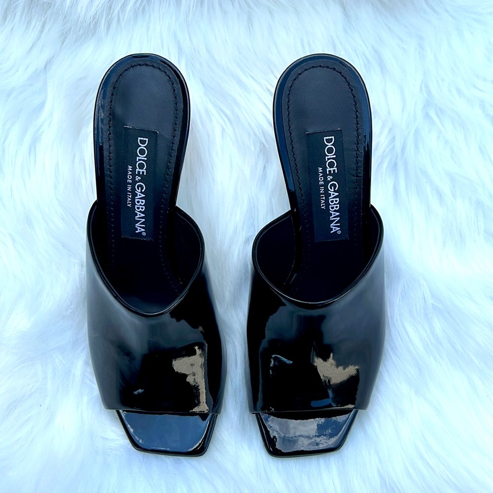 Dolce & Gabbana Heels - Picture 2 of 11
